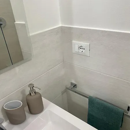 Stresa Centrale 3pax Wifi Апартаменты Милан
